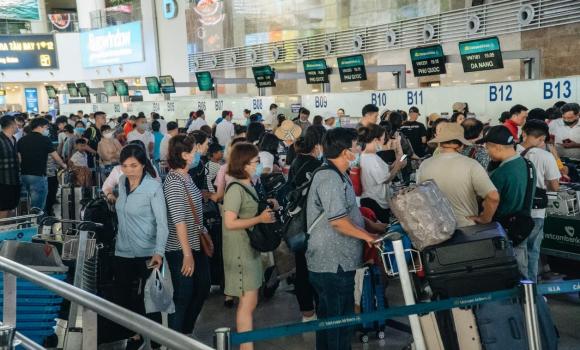 Cải tiến mới tại Nội Bài: Rút ngắn thời gian làm thủ tục cho hành khách Vietnam Airlines và Vietjet Air